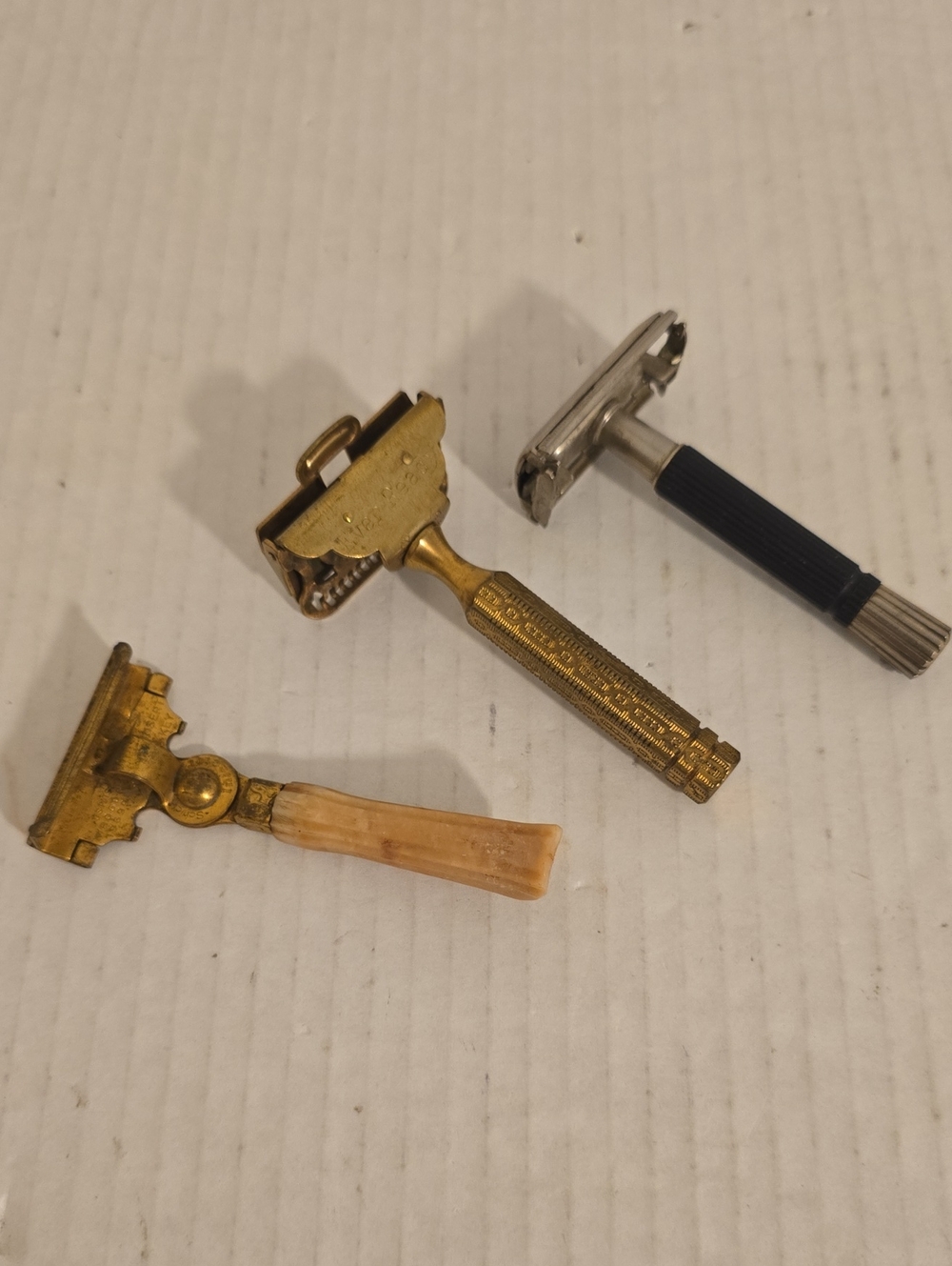 Set of 3 Vintage Razors